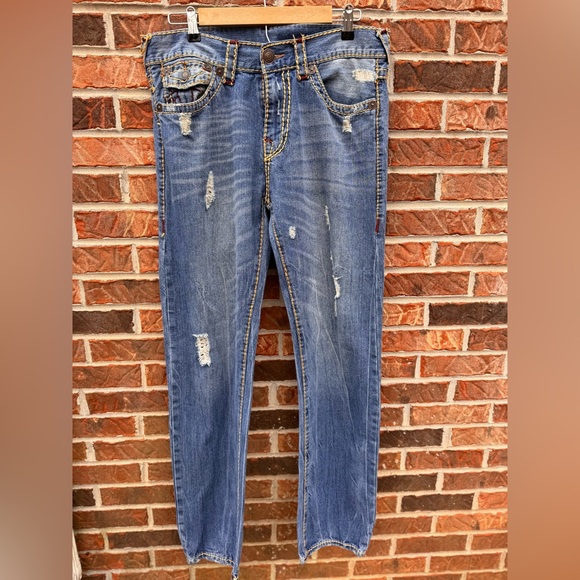 True Religion Men’s 36 Distressed jeans - Picture 2 of 10